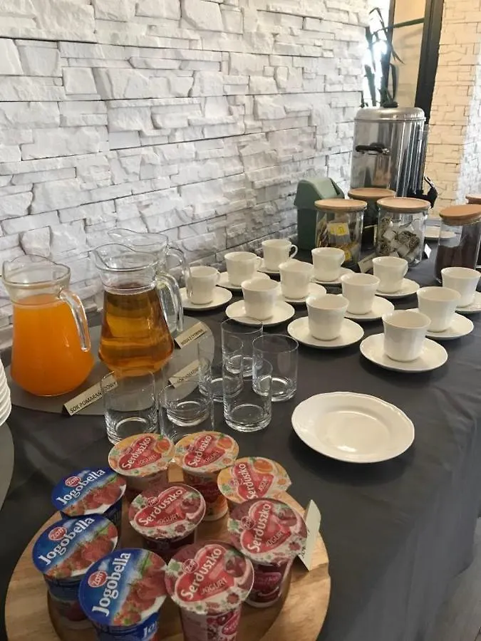 Hotel Astra Tajemniczy Ogrod Poznan